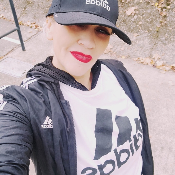 Meet your Posher, Heidi - Picture 8 of 12